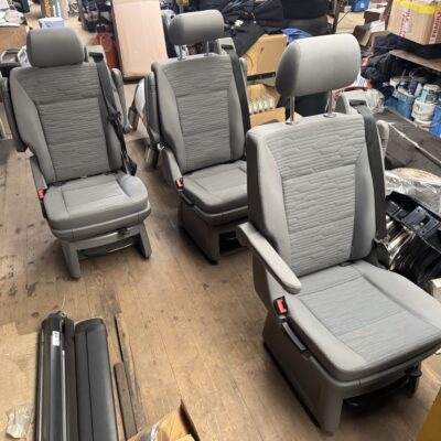 VW California 5th seats