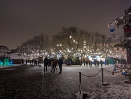 16 the seccond christmas market was also very nice at Munsterplatz.jpg