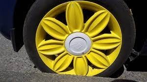 Look at these bloomin' daisy car wheels! | sqwabb