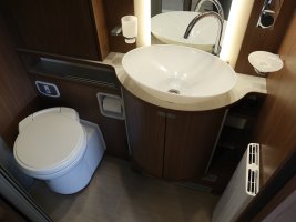 IMG_49702-large_toilet.jpg