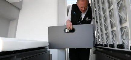 LUGGAGE.jpg LUGGAGE.jpg
