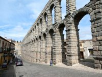 4c Segovia - Aquaduct grows.JPG