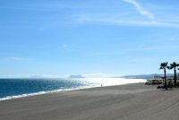 16a. Estepona - expansive beach.JPG