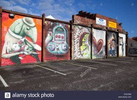 art-graffiti-on-cookson-street-car-park-walls-part-of-the-re-style-DTETRM.jpg
