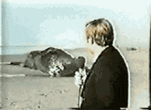 tenor.gif