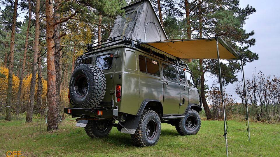 UAZ-452-2206-Bukhanka-Offroad-Camper-2.jpg