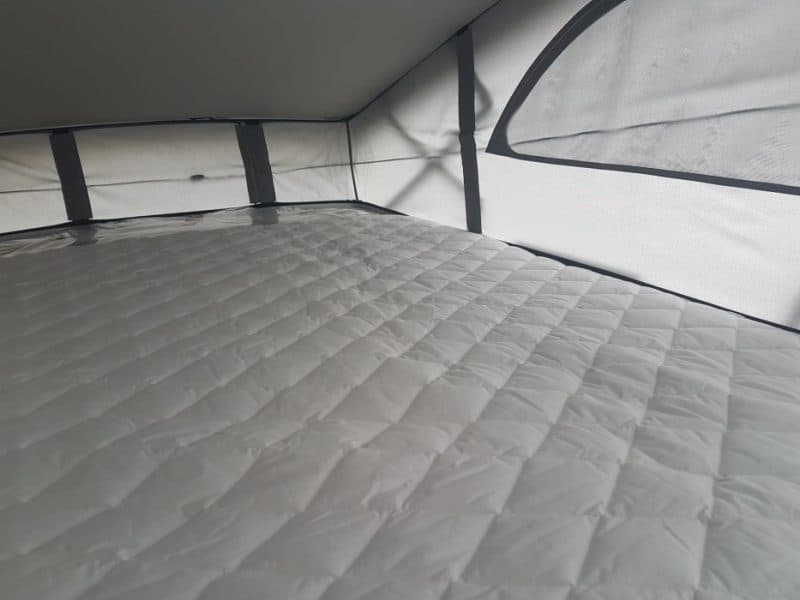 Tailor Made White Mattress Protector Beach Comfort Mattress Lower Bed 150 x 185cm (Not T6.1)