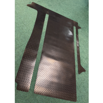 VW California T5/T6/T6.1 Ocean 2-Rail Rubber Mat (Diamond Pattern)